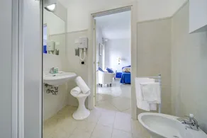 Hotel Carlton Beach - Image 4