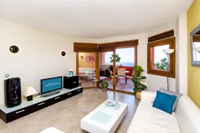 Rentandhomes Altos del Higueron Sea View - Image 5