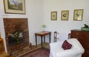 Lekkerwijn Historic Country Guest House - Image 4
