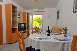 Apartment Mariner - Image 2