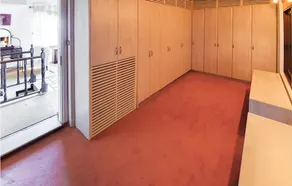 Stunning Home in Kiato With Sauna, Wifi and 5 Bedrooms - Image 5