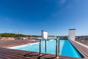 GuestReady - Gorgeous apartment in Alges with Stunning Rooftop Pool - Image 5
