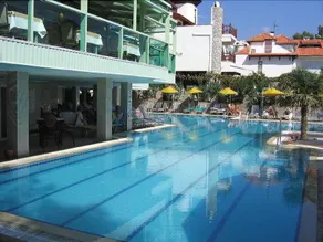 Flamingo Hotel - Image 5