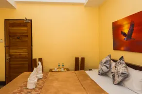 AIS Hotel - Image 5
