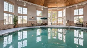 Best Western Plus Appleton Airport/Mall Hotel - Image 4
