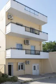 Lovely 1-bed House in Timbaki - Image 5