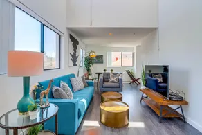 Luxury Little Italy Loft by Namastay - Image 5