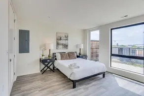 Logan Square Corporate Rentals - Image 5