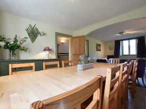Two Homes in one Location, Ideal for Larger Groups who Want a lot of Space - Image 2