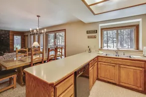 zRidge Condo 13 - Image 4