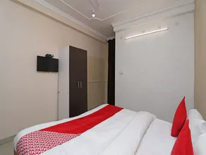 Flagship 28173 Hotel Reeva - Image 2