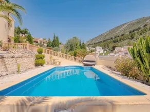 6-p Villa in the Right Place With an Amazing View, Swimming Pool and Terraces - Image 5