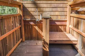 Arrowhead Lodge - Image 5