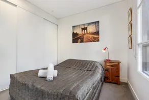 Surry Hills Modern Apartment 7 Bedford - Image 3