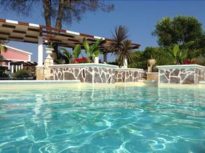 La Maison Rouge Resort - Image 3