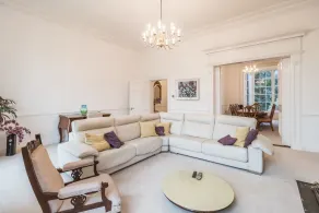 The Patrick Kavanagh Suite - hiphipstay - Image 3