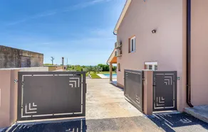 Beautiful Home in Valtura With Outdoor Swimming Pool, Wifi and 3 Bedrooms - Image 2