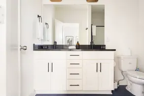 Hart Suite Buyout 2 by Avantstay Two Nashville Town Houses w/ Stunning Amenities & Design - Image 3