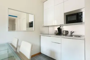 Short Stay Group Museum View Serviced Apartments - Image 5
