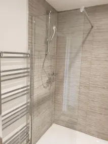 Oxford Modern Guest House - Image 4