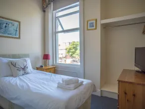 Baytrees Hotel - Image 3