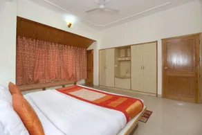 OYO 10208 Home Valley View 2BHK Kasauli - Image 2