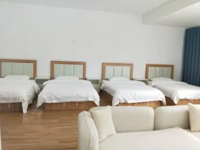 Beijing Silver Art Themed Hotel - Image 4