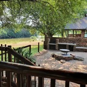 Ekuthuleni River Front Chalets - Image 4