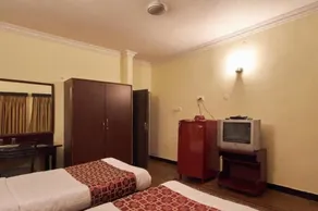 Guest Inn Suites Castle - Image 2