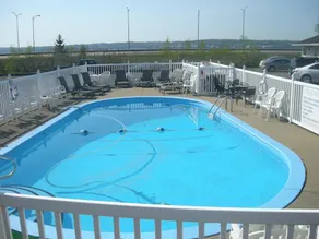 Motel Chevalier - Image 5