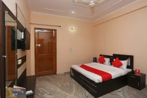Hotel Krishna Greens By OYO Rooms - Image 4
