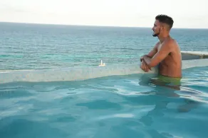 Deep Blue Luxury Resort - Image 2