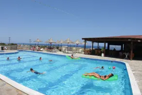 Ocean Heights View Hotel - Image 3