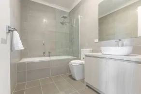 WoW Factor!luxe 4BR Townhouse@glen Waverley - Image 4