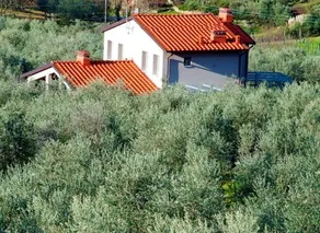 Apartment with 2 bedrooms in Castelfranco Piandisco with shared pool and furnished terrace - Image 4