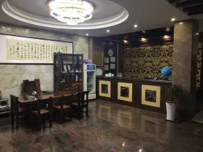 Puqian Business Hotel - Image 2