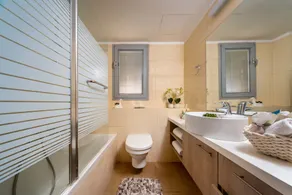 Sweet Inn - King David Street with Pool - Image 4