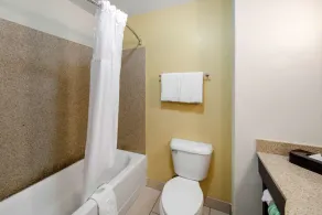 Sleep Inn & Suites - Image 5