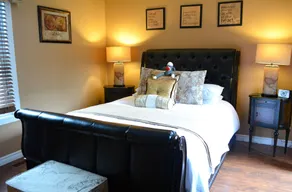 Distinctive Inns of Kingsville Inn136 - Image 2