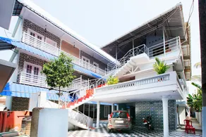 Royal Homes - Image 4