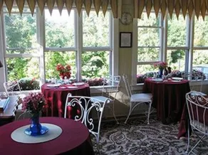 Long Dell Inn - Image 5