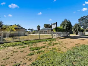 Kennedy Holiday Resort - Image 3