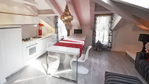 Venice Art Design B&b And Apartments - Image 4