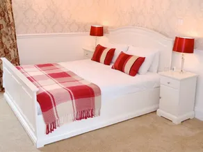 The Royal Oak Hotel - Image 4