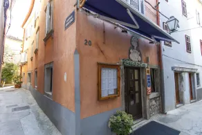 Guest House Floreus Cres - Image 4