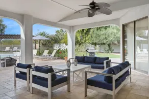 Sleeps 19, 7bdr Estate! Sports Court, Putting Green, Pool Farrier by Avantstay - Image 2
