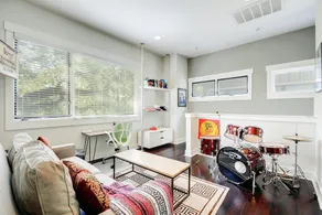 Bright and Modern Rental in Austin by RedAwning - Image 2