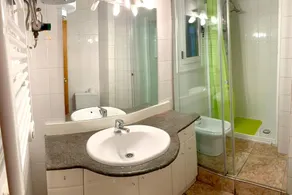 Apartment with 2 bedrooms with WiFi - Image 3