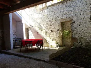 Maison de 3 chambres a Noves avec terrasse amenagee et WiFi - Image 3