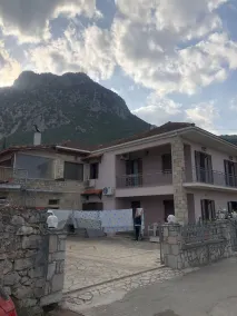 Mountain House 3 Bedroom - Image 5
